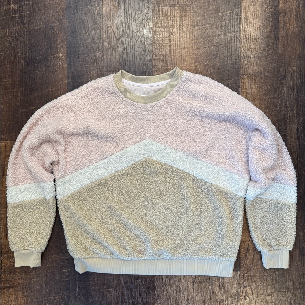 June & ivy womens Pink and Tan Chevron sweatshirt